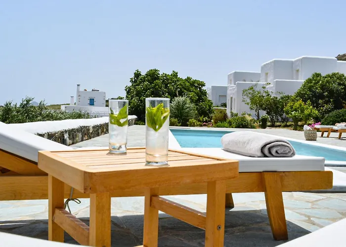 Aegean Queen - Onar Collection * Naousa (Paros)