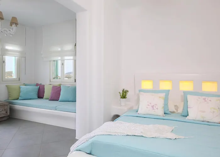 Aegean Queen - Onar Collection * Naousa (Paros)